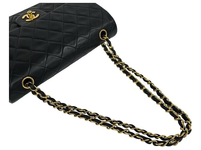 Chanel Vintage Matelassé Coco Mark Schultertasche aus Lammleder Schwarz - Ansicht 4