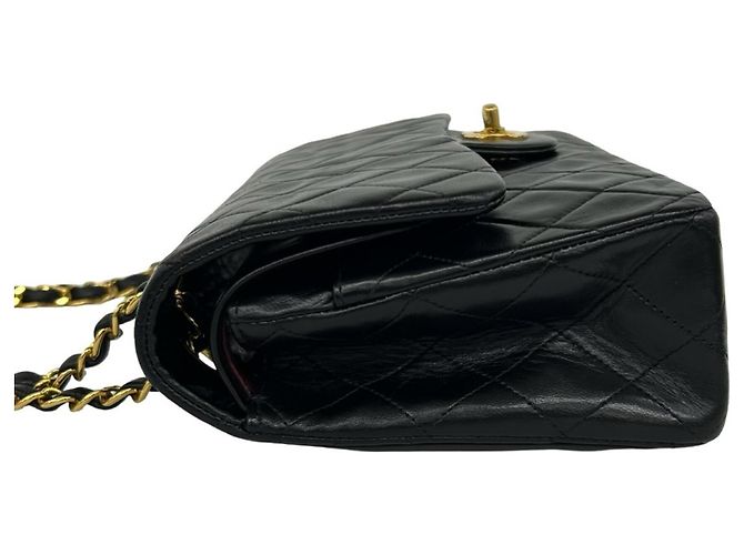 Chanel Vintage Matelassé Coco Mark Schultertasche aus Lammleder Schwarz - Ansicht 5