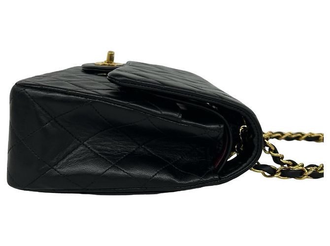 Chanel Vintage Matelassé Coco Mark Schultertasche aus Lammleder Schwarz - Ansicht 6