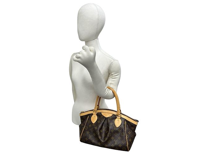 Borsa Louis Vuitton Tivoli PM Monogram Leather Marrone - vista 2