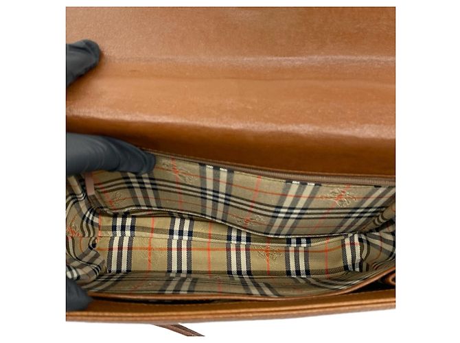 Bolsa de Ombro em Couro Burberry Shadow Horse Nova Check - vista 9