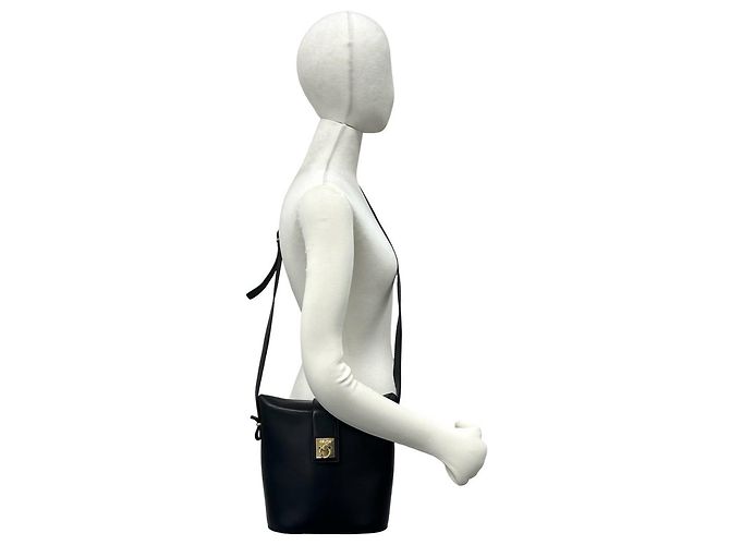 Céline Bolsa de Ombro Celine em Couro de Bezerro com Logotipo Vintage e Ferragens em Anel Preto - vista 2
