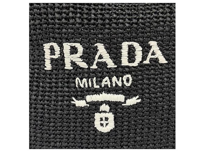 Prada Crochet Tote Bag aus schwarzer Raffia - Ansicht 10