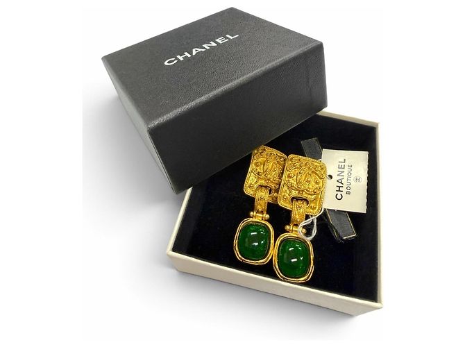 Orecchini Chanel Vintage 95A Coco Mark Gripoix Swing D'oro Verde - vista 2