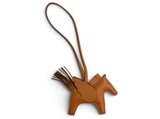 Hermès Rodeo Charm Pegasus PM in pelle Agneau Milo - vista 5