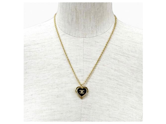 Chanel I26P Coco Mark Heart Anhänger Halskette Schwarz Golden - Ansicht 3