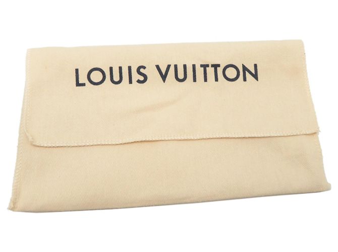 Portefeuille Zippy Louis Vuitton en Cream Écru - vue 10