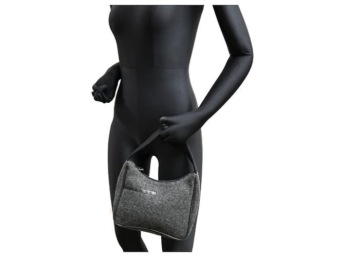 Prada Sport Handtasche aus Wolle in Grau Braun - Ansicht 9