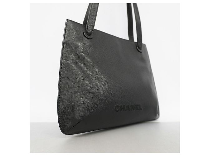 Timeless Borsa a tracolla Chanel in pelle caviar nera Nero - vista 2