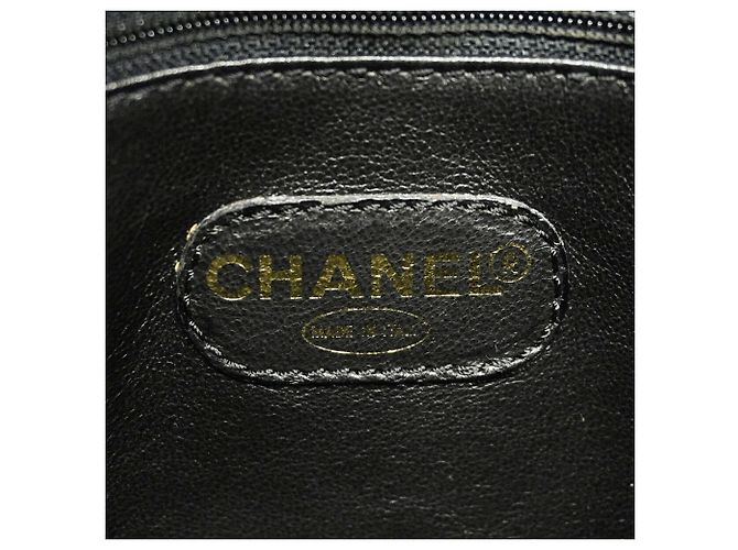 Timeless Borsa a tracolla Chanel in pelle caviar nera Nero - vista 5