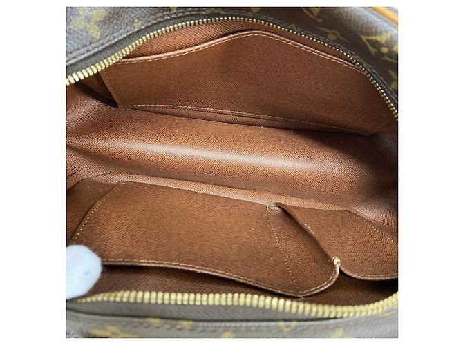 Borsa a tracolla Louis Vuitton Monogram Cite MM Marrone - vista 4