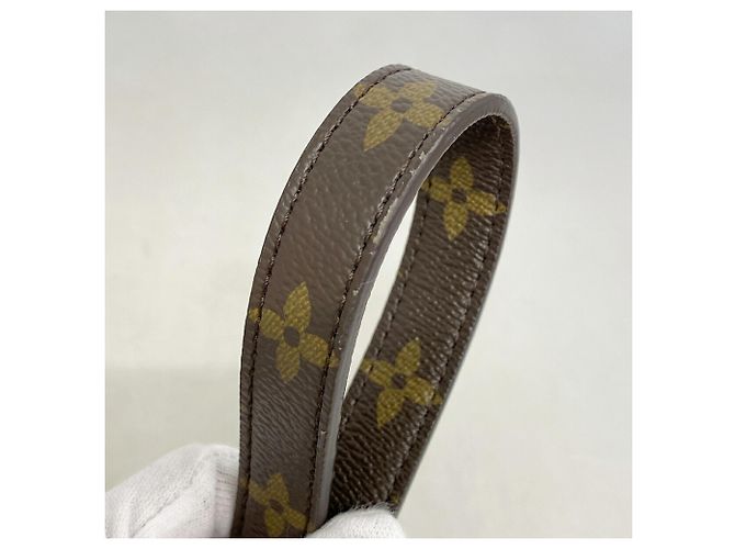 Bolso Louis Vuitton Monogram Pochette Metis MM Castaño - vista 10