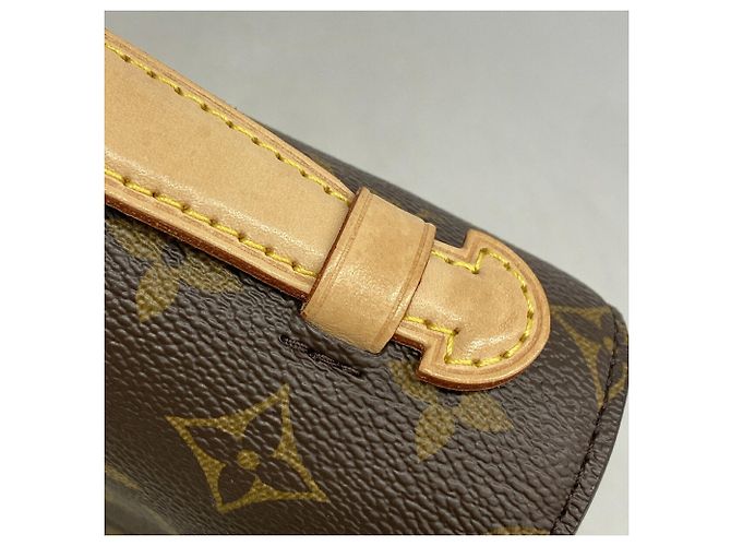 Bolso Louis Vuitton Monogram Pochette Metis MM Castaño - vista 8