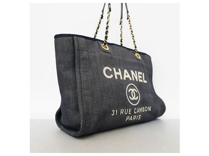 Borsa Tote Chanel Deauville in Denim con Catena Blu navy - vista 2