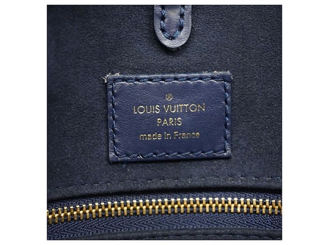 Borsa Tote Louis Vuitton Monogram Empreinte Bicolor OnTheGo MM Blu Crudo - vista 5