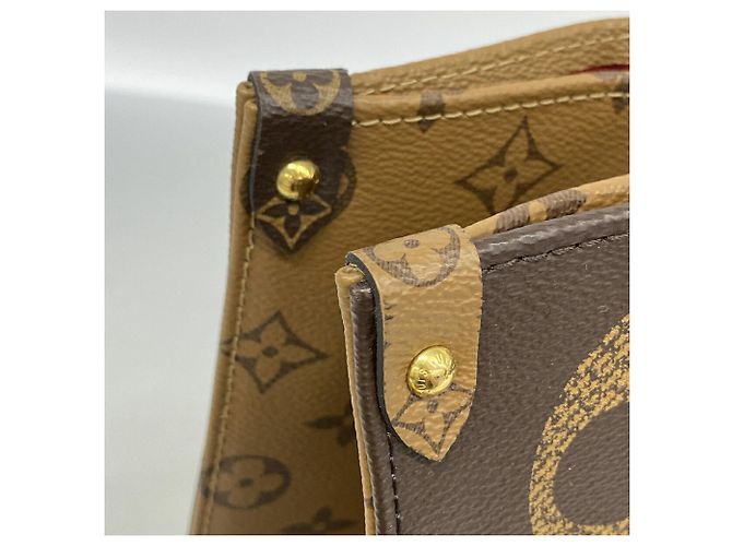 Borsa Tote Louis Vuitton Monogram Giant Reverse OnTheGo GM Marrone - vista 8