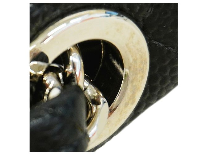 Chanel Black Grained Calfskin Shoulder Bag - view 9
