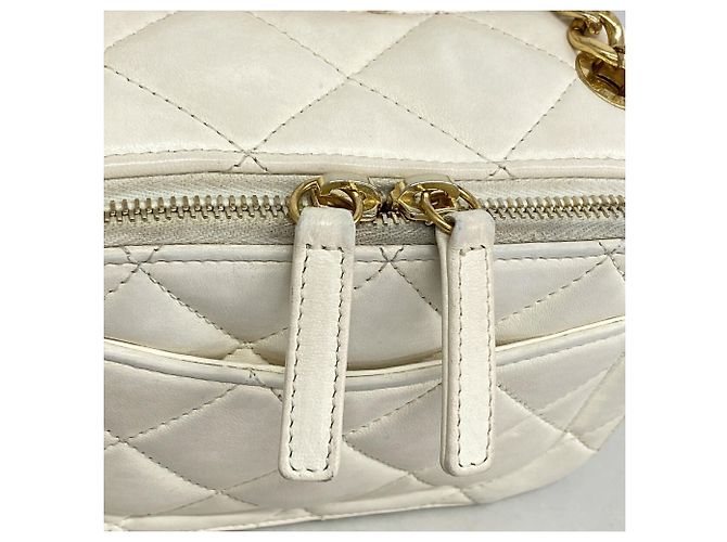 Bolso de hombro Chanel Matelassé con cadena Blanco - vista 8