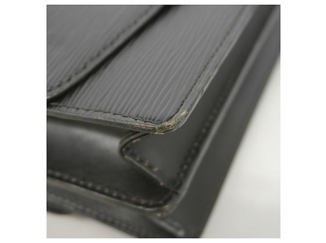 Borsa a tracolla Louis Vuitton Epi Grenelle Nero - vista 6