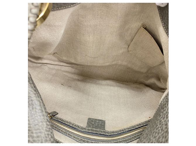 Bolsa de ombro Gucci em couro cinza - vista 4