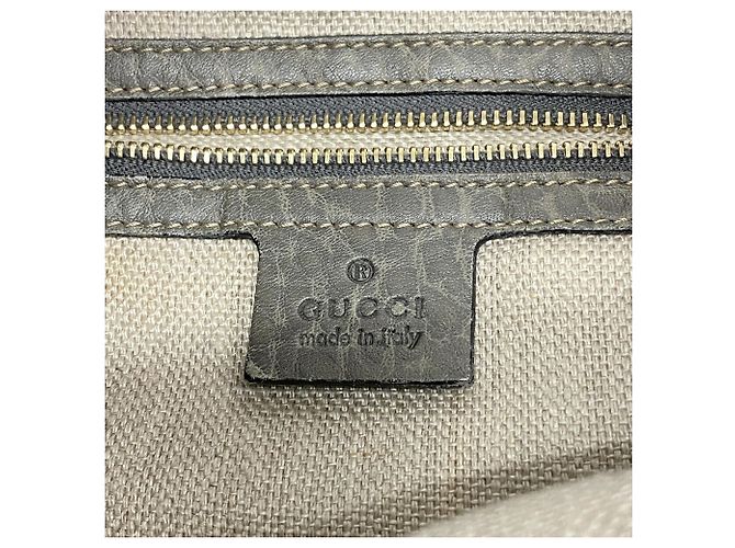 Bolsa de ombro Gucci em couro cinza - vista 5