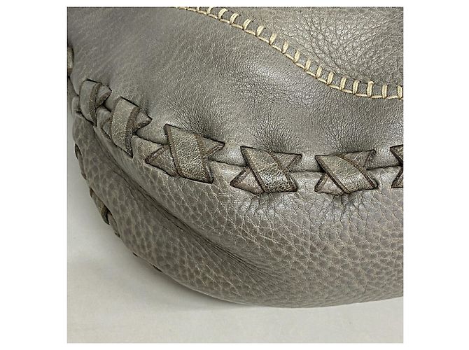 Bolsa de ombro Gucci em couro cinza - vista 6