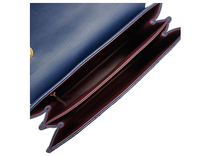 Chanel Matelassé Schultertasche Marineblau - Ansicht 4