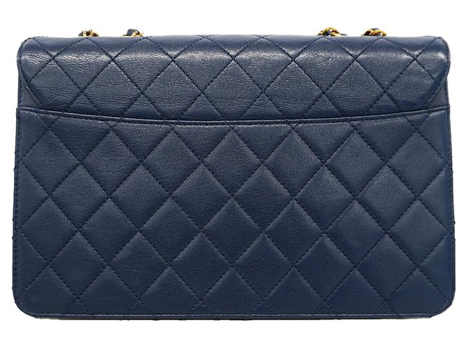 Chanel Matelassé Schultertasche Marineblau - Ansicht 9