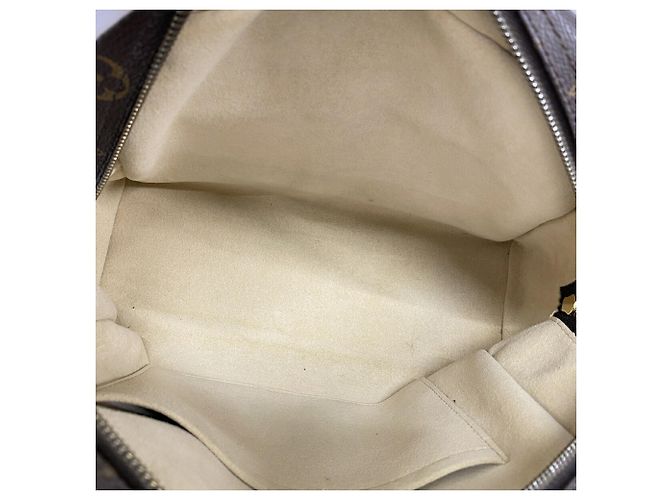 Borsa Louis Vuitton Monogram Manhattan PM Marrone - vista 4