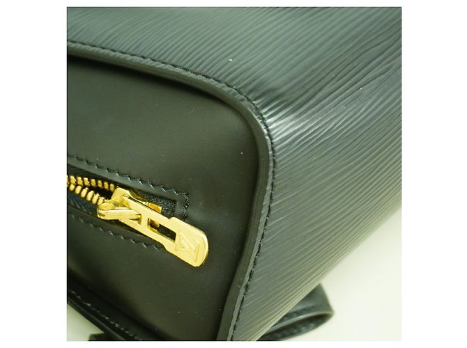 Mochila Louis Vuitton Epi Mabillon - vista 6