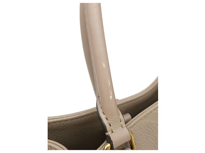 Louis Vuitton Beige Monogram Empreinte OnTheGo MM - vista 10