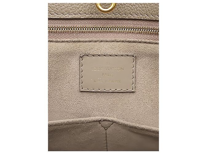 Louis Vuitton Beige Monogram Empreinte OnTheGo MM - vista 5