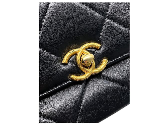 Chanel Black Mini CC Quilted Lambskin Logo Chain Flap Nero - vista 8