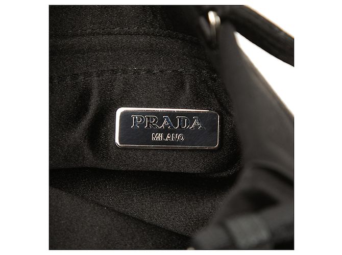 Bolso tote convertible Prada en raso negro - vista 5