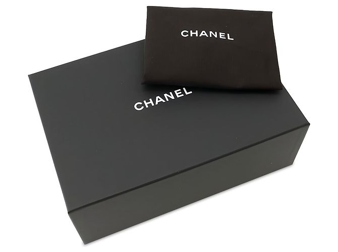 Vanity Neceser Chanel Small Quilted Caviar negro con cadena - vista 6