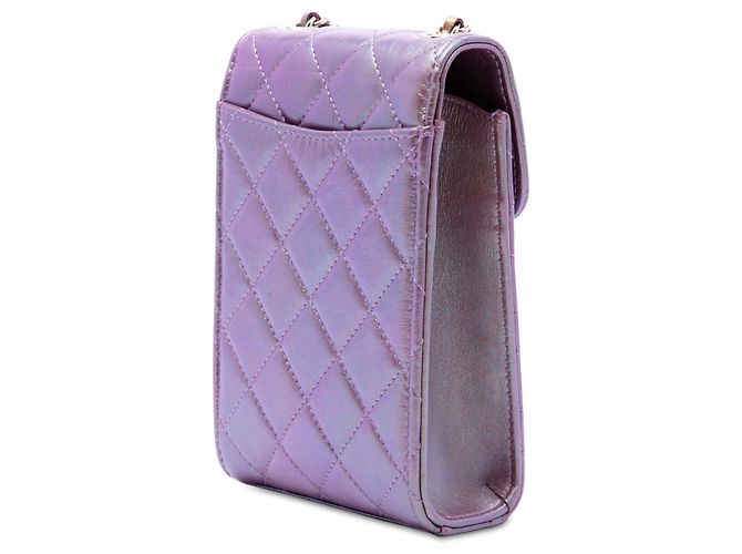 Portacellulare Chanel Purple CC Quilted Iridescent Lambskin con catena - vista 2