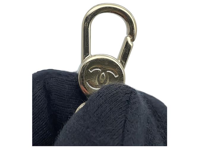 Borsa Hobo Chanel Small in pelle d'agnello matelassé verde con catena e gancio - vista 9