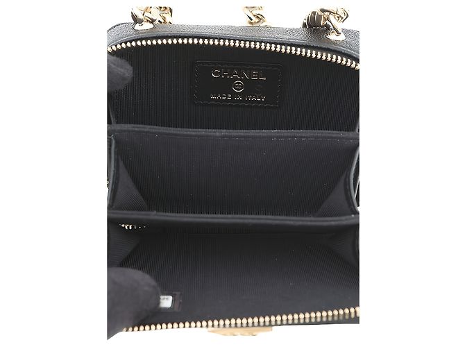 Chanel Boy Mini Chevron Caviar Clutch in Schwarz mit Kette - Ansicht 4