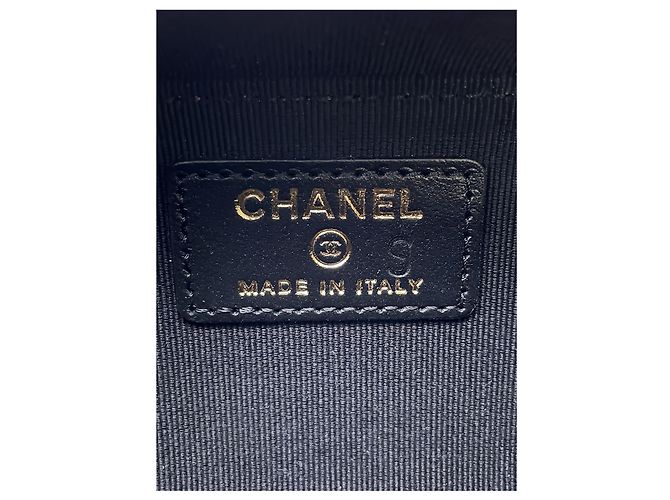 Chanel Boy Mini Chevron Caviar Clutch in Schwarz mit Kette - Ansicht 5