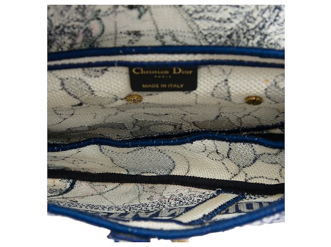 Borsa Saddle Dior in tela blu ricamata Around the World - vista 4