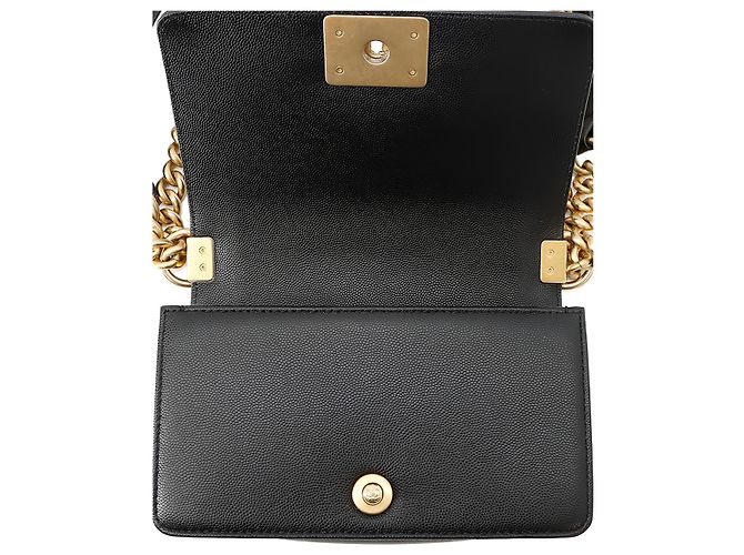 Chanel Black Small Quilted Caviar Boy Flap Nero - vista 12