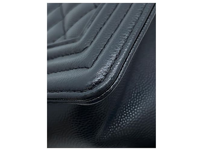 Chanel Black Small Quilted Caviar Boy Flap Nero - vista 8