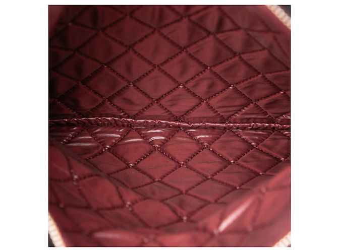Clutch Chanel Black Quilted Lambskin CC Beauty Foldover Clutch Nero - vista 4