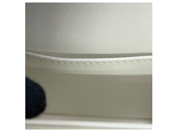 Céline Celine Claude Crossbody Mini in pelle di vitello bianca Bianco Bianco sporco - vista 6