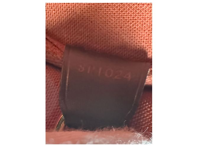 Louis Vuitton Brown Damier Ebene Nolita - vista 11