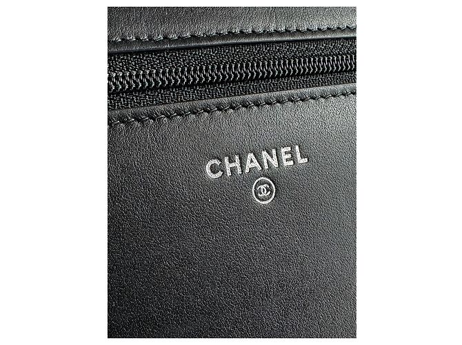 Portafoglio Gabrielle Wallet On Chain Chanel Blue Bicolor in pelle di vitello invecchiata - vista 5
