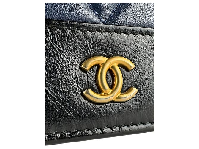 Portafoglio Gabrielle Wallet On Chain Chanel Blue Bicolor in pelle di vitello invecchiata - vista 6