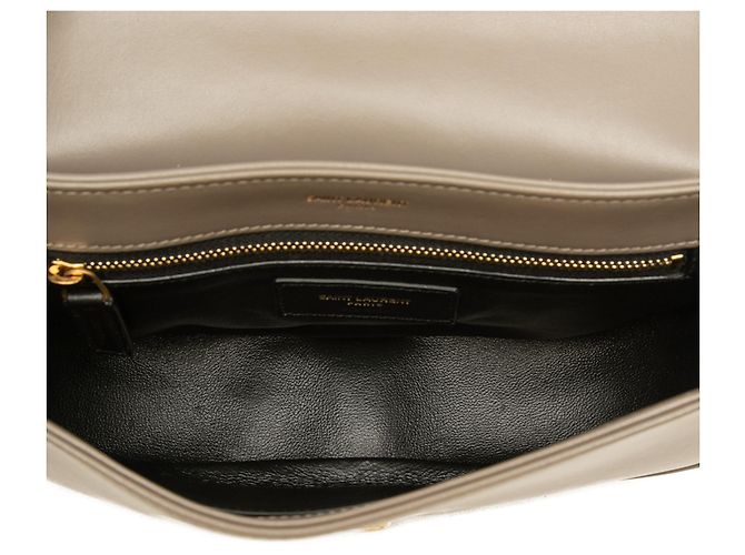 Autre Marque Saint Laurent Borsa a Tracolla Joan Small in Pelle di Vitello Matelassé Marrone Taupe - vista 4