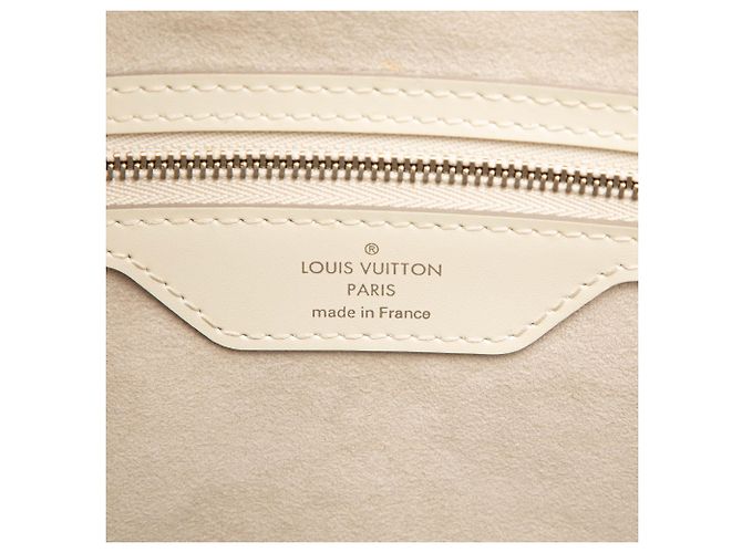 Twist Louis Vuitton White Epi Mirabeau PM - view 5
