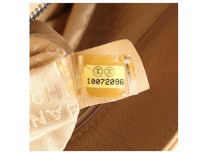 Chanel Beige Medium Executive Cerf Tote - Ansicht 7